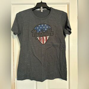 Women’s Nashville tshirt XXL